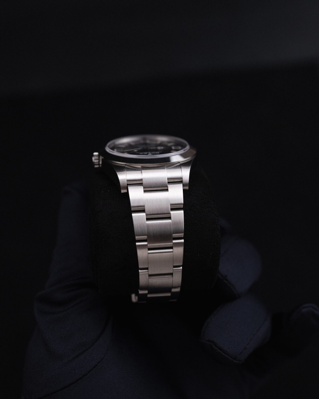 FXT04232-0426